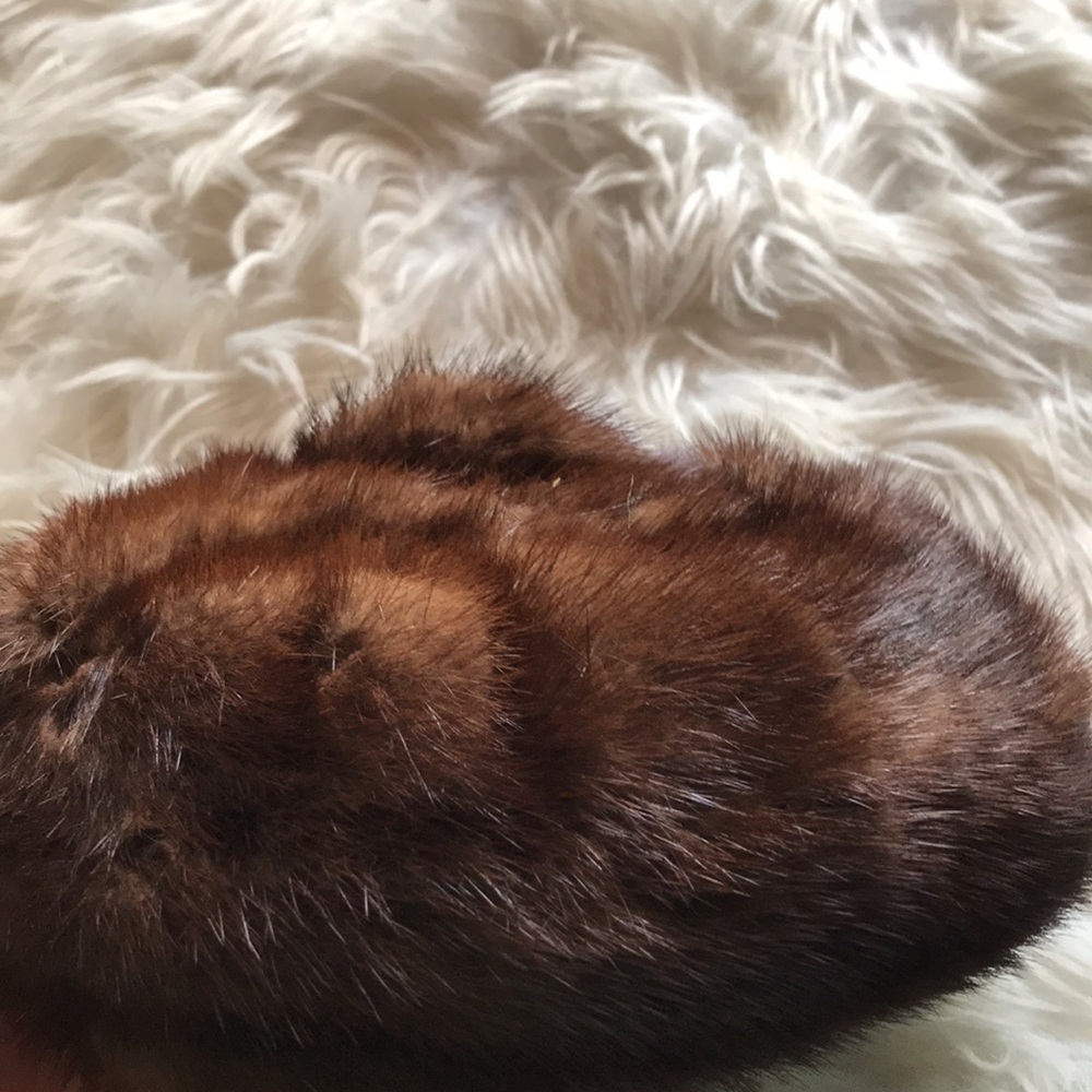 Vintage Brown Mink Fur Beret Hat 1960’s Designer Wedding Genuine Cap Warn Bride - Picture 11 of 15